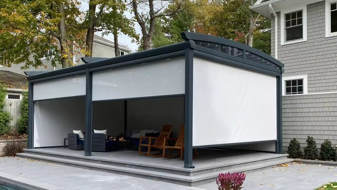 Motorised Outdoor Windproof Patio Roller Awning Blind Privacy Shade Roller Blind for Sun House