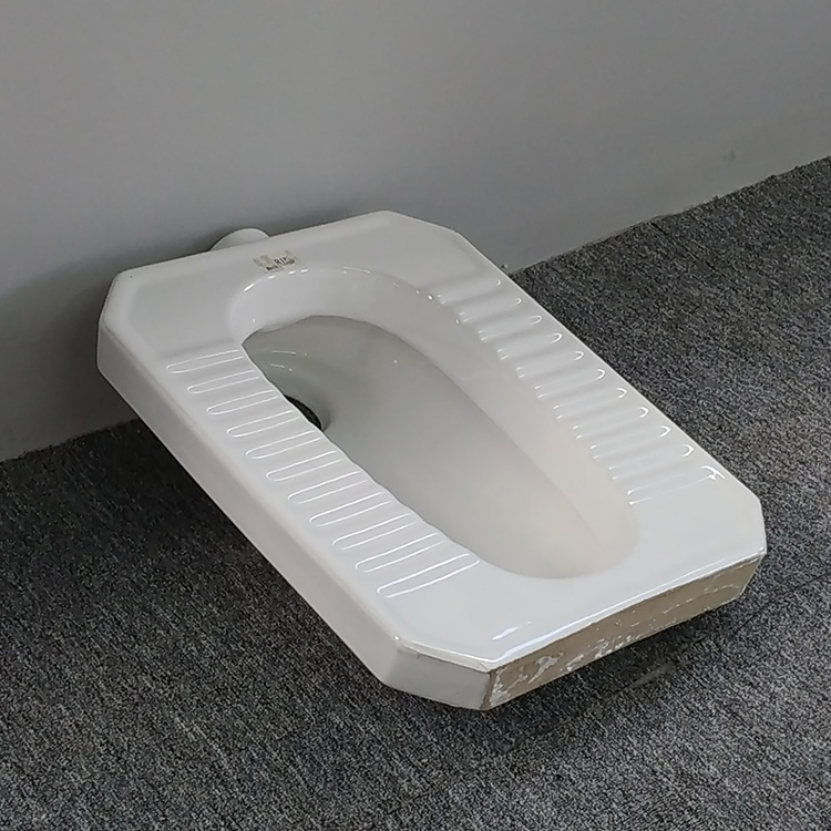 MID-East Market and Africa Hot Sell Cheap Price Project Squatting Toilet Ceramic Straight Squat Pan