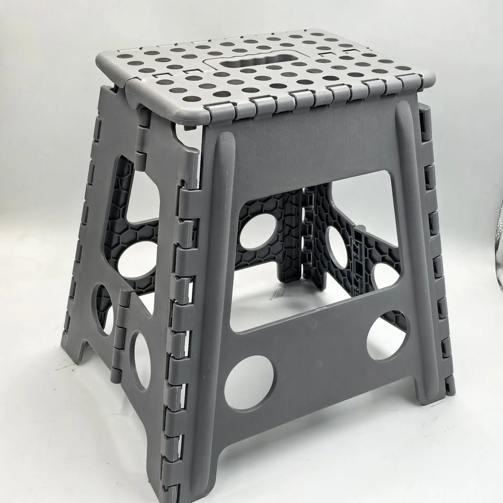 Thickened Plastic Folding Stool with Backrest, Portable Indoor and Outdoor for Children.