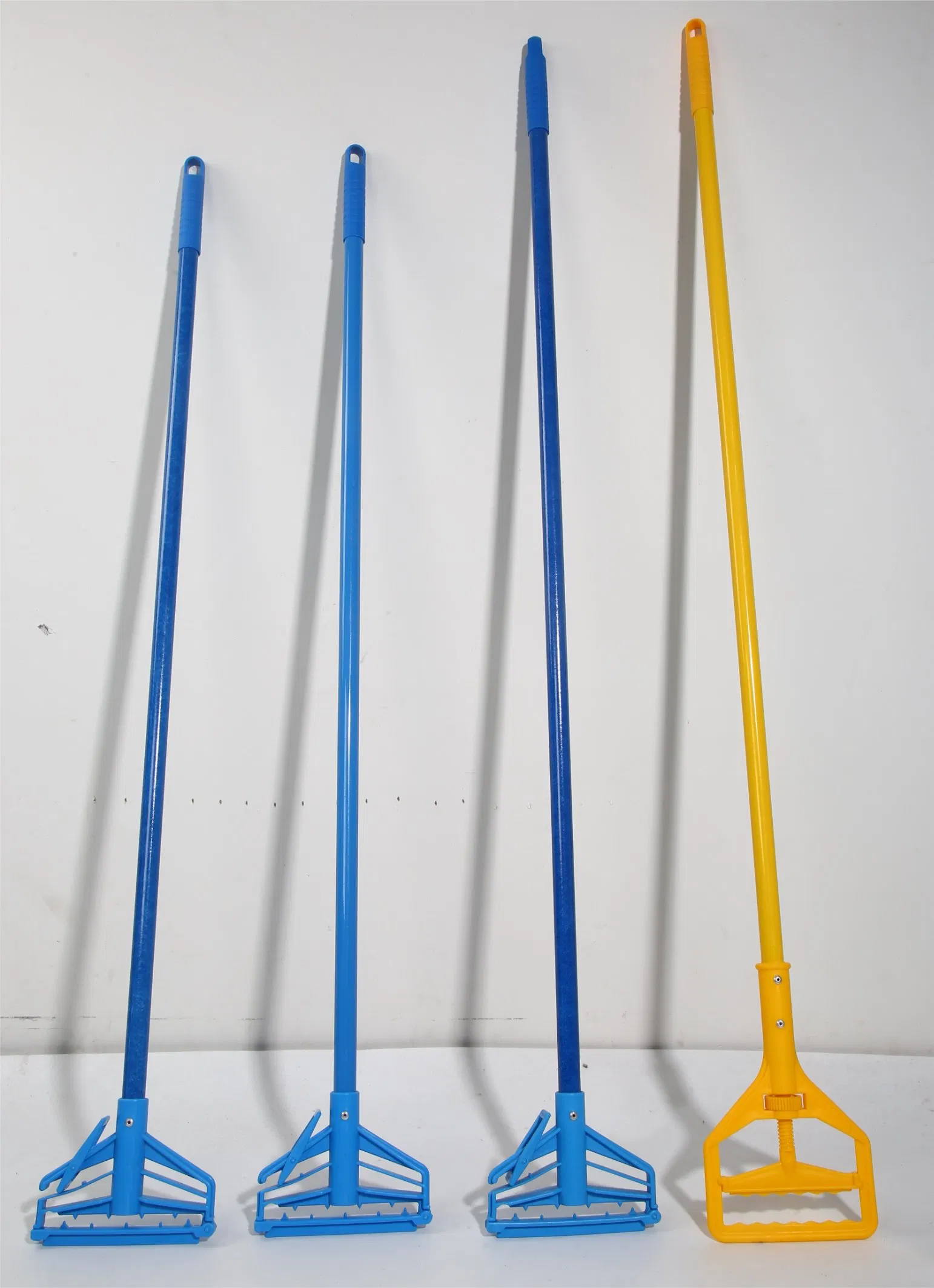 Multicolor Plastic Mop Clip for Wet Mop