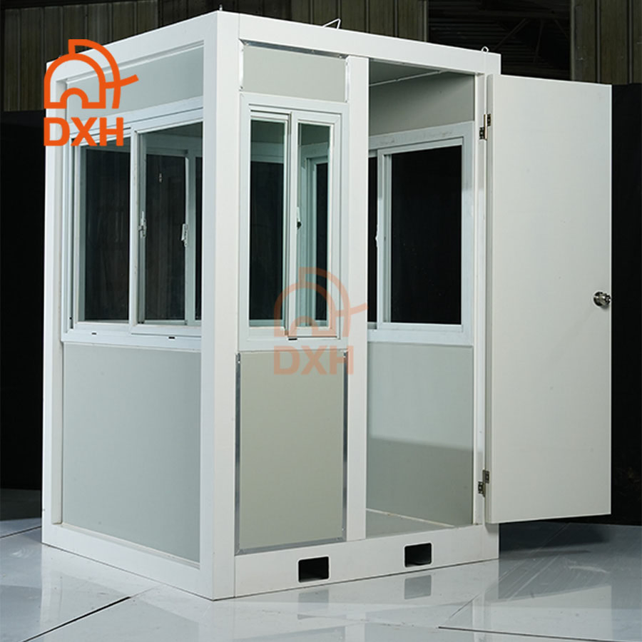 Dxh Manufacture Customized Outdoor Plice Box Small Sandwich Panel Booth Steel Struture Guard Container House Home with Toilet