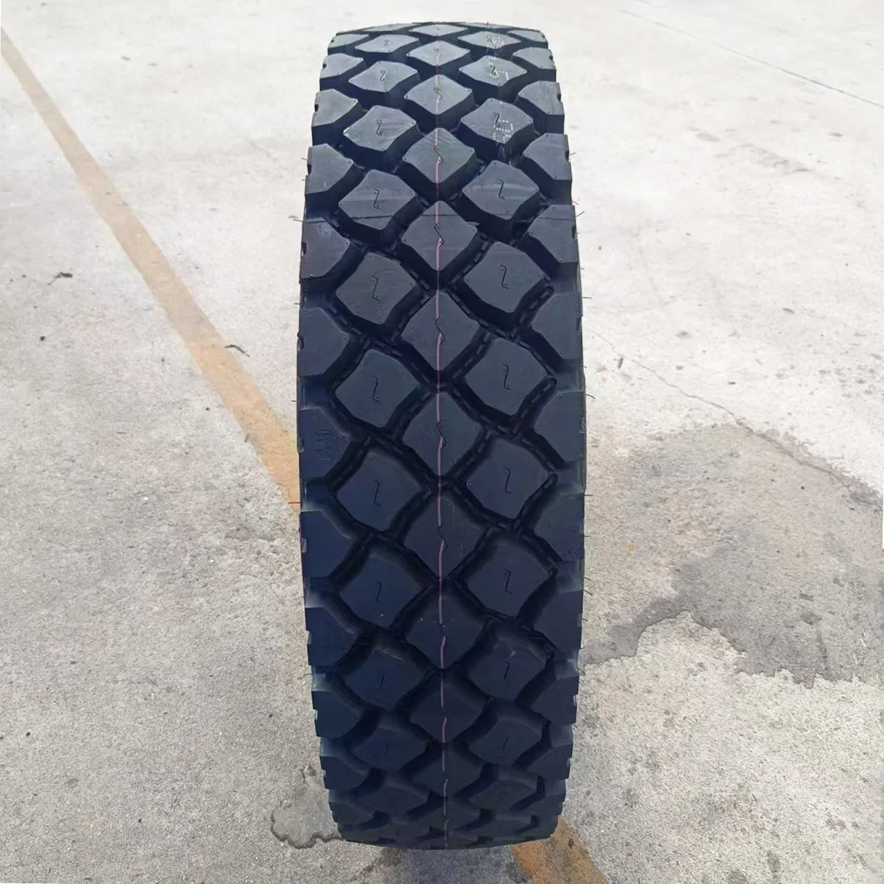 Landlux Sailun Wanli Boto Aufine Radial Truck Bus Haul Tubeless TBR Tyre