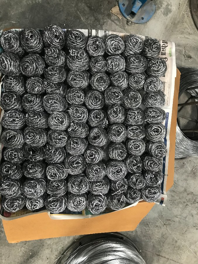 China Factory Stainless Steel Wire Dish Pot Cleaning Scourer with Collective Package