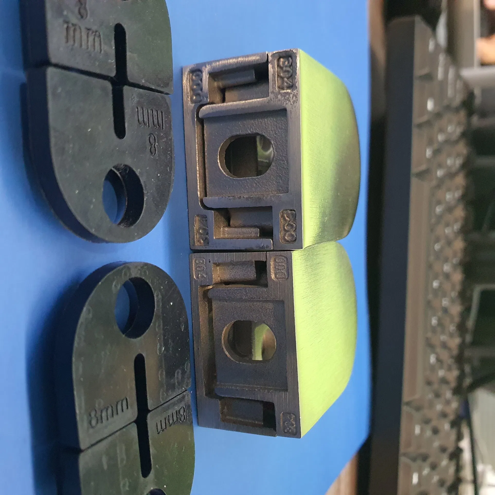 Stainless Steel Clamp Outdoor Stair Glass Balustrade Brackets Glass Clamp Railing