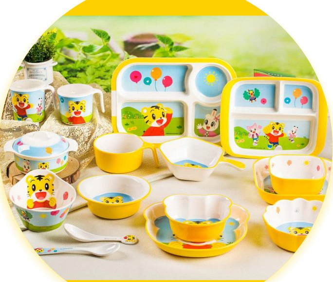 Cartoon Resin Plate Meal Dishes Feeding Set with Matching Spoon and Fork