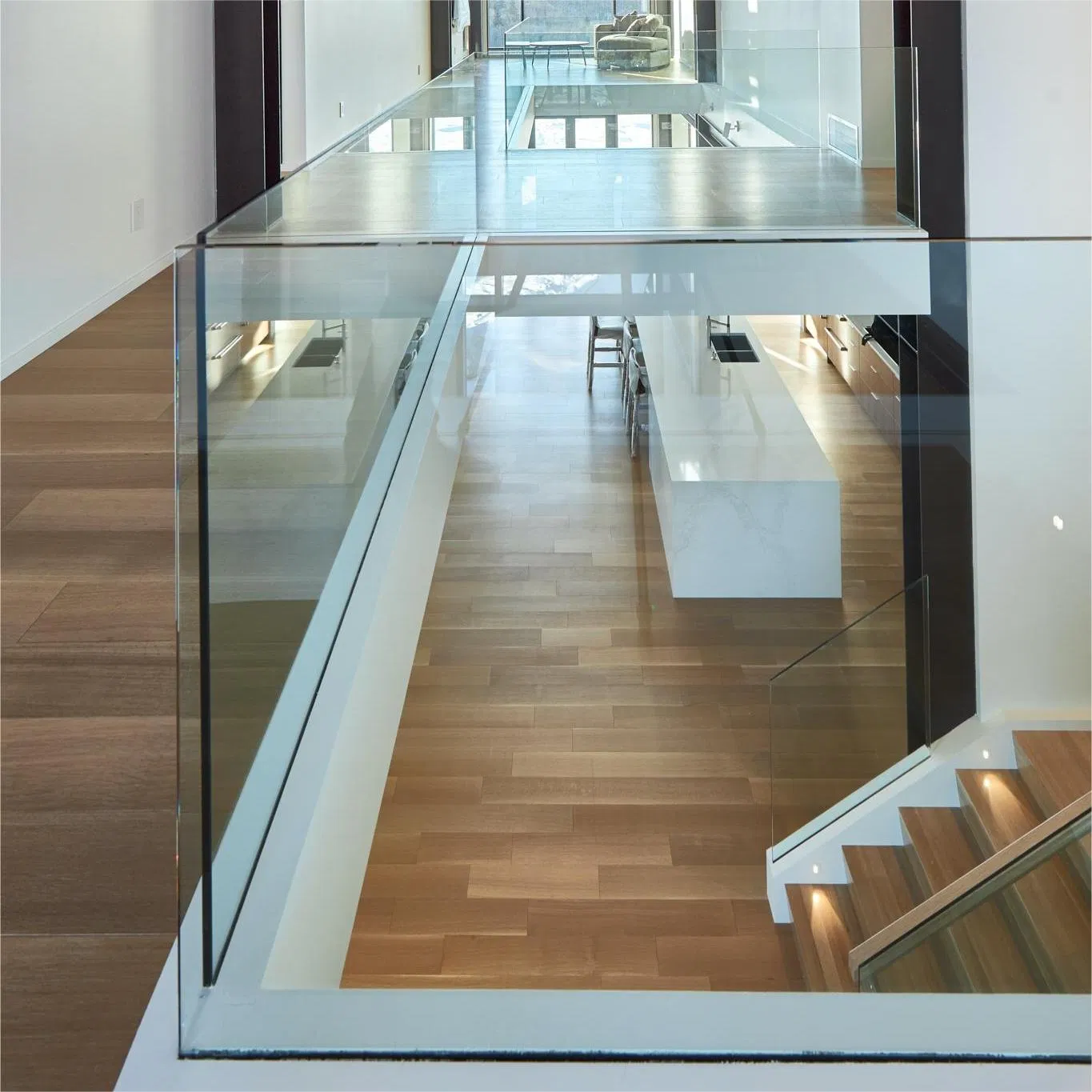 Modern Professional Supplier Square Pipe Glass Designs Balcony Glass Railing