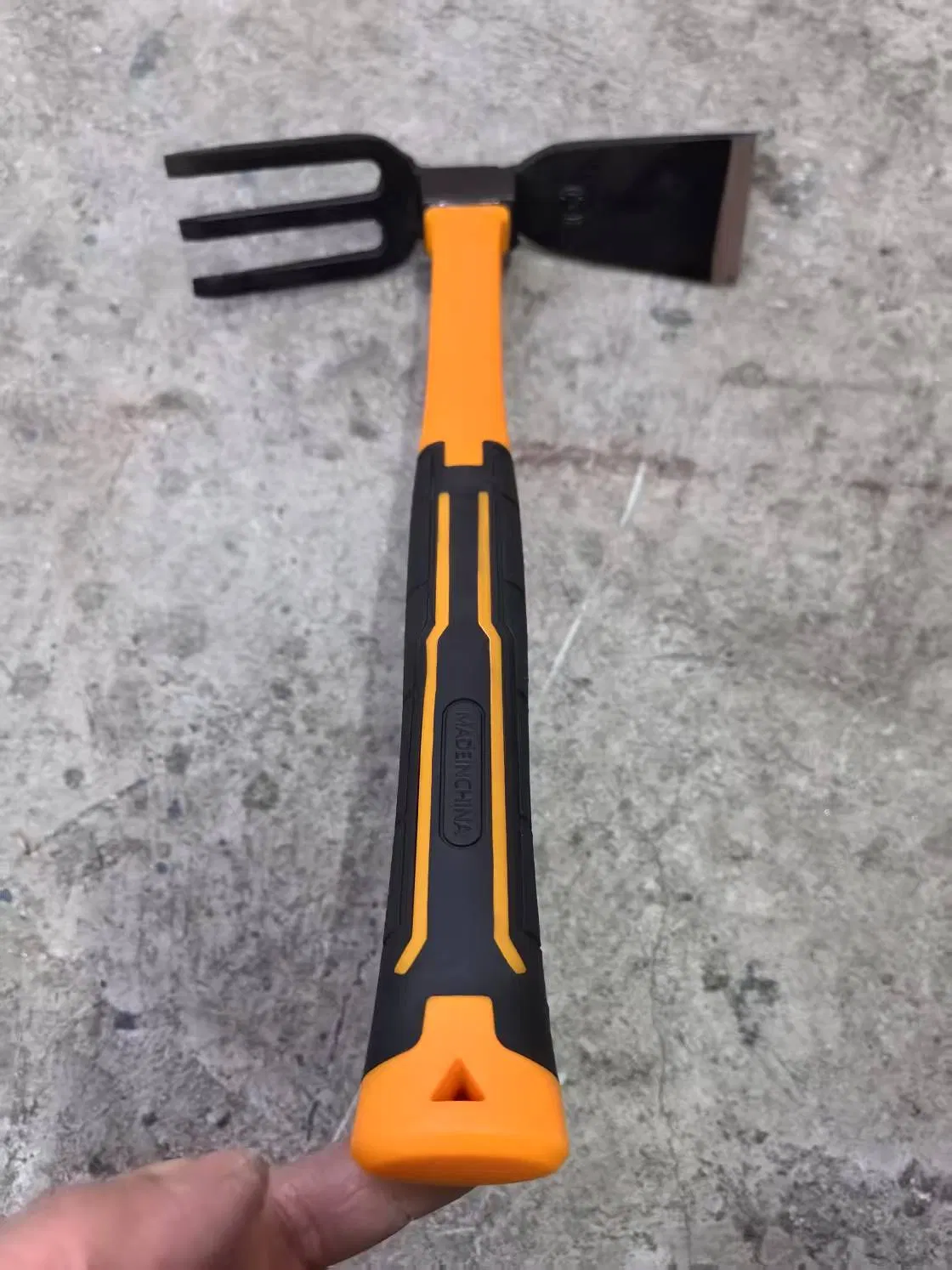 Direct Factory Sales Wholesale Prices Hand Hoe for Gardens and Agriculture.