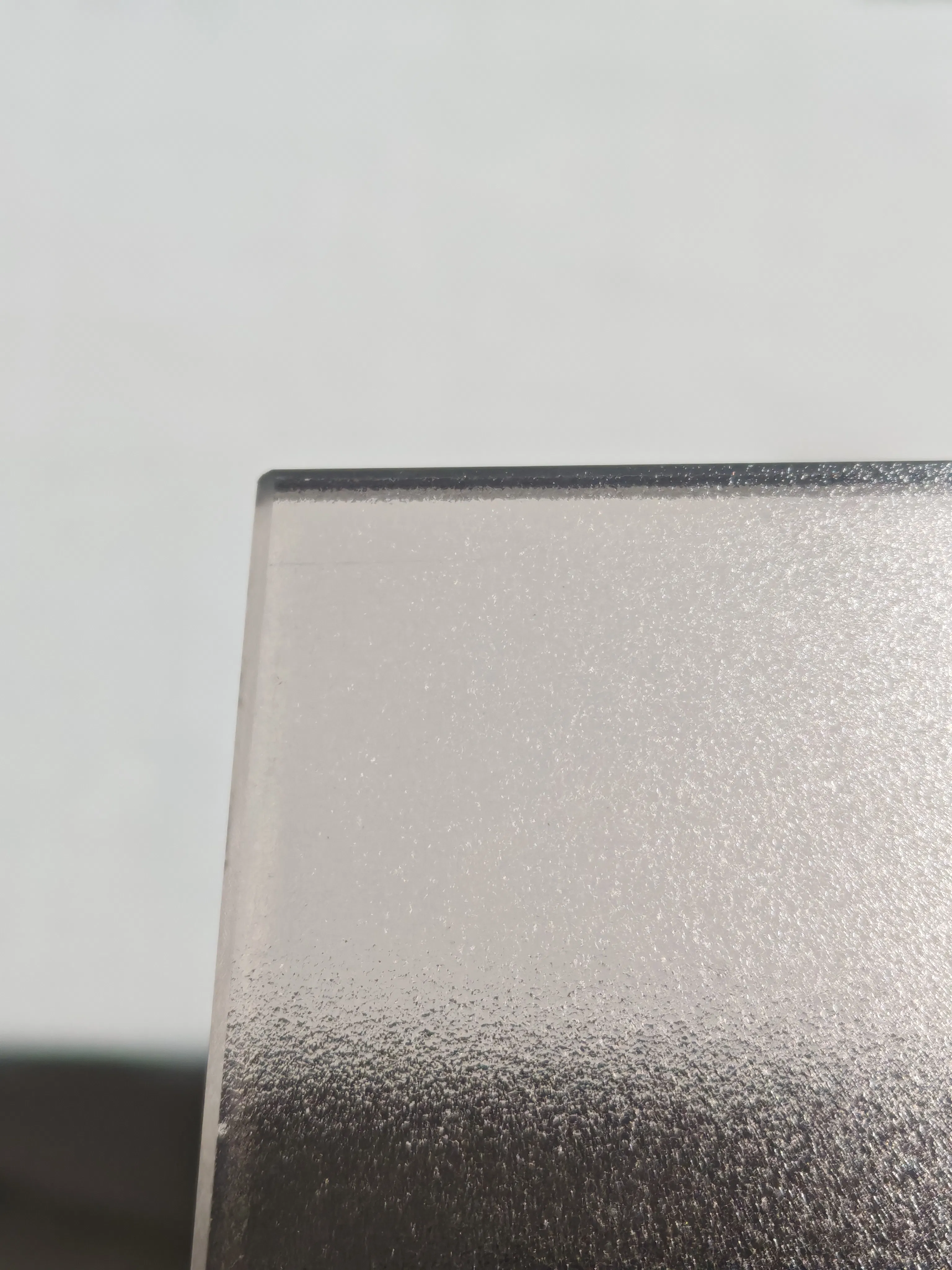 Elegant Artistic Glass Panels for Sleek Modern Home Atmosphere