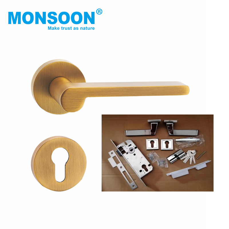 High Quality Modern Luxury Zinc Alloy Interior Bedroom Zamak European Style Golden Chrome Square Door Lever Handle for Wooden Door