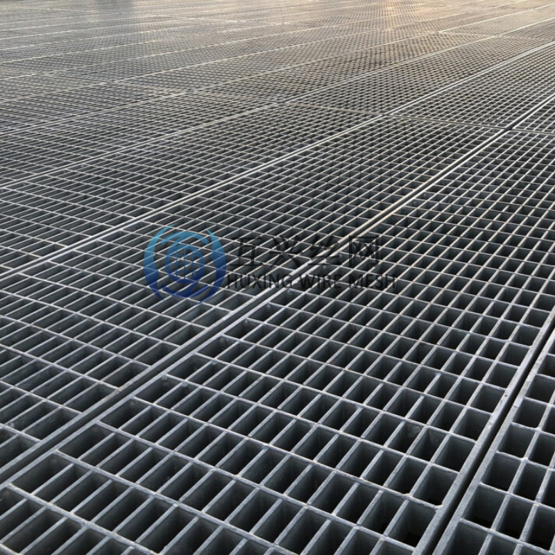 Galvanized 48in Wide Iron Plain Smooth Shape Bearing Bar Welded Grating Steel Walkway for Industrial Floor/Safe Deck/Metal Platform/Stairs/Building Structure
