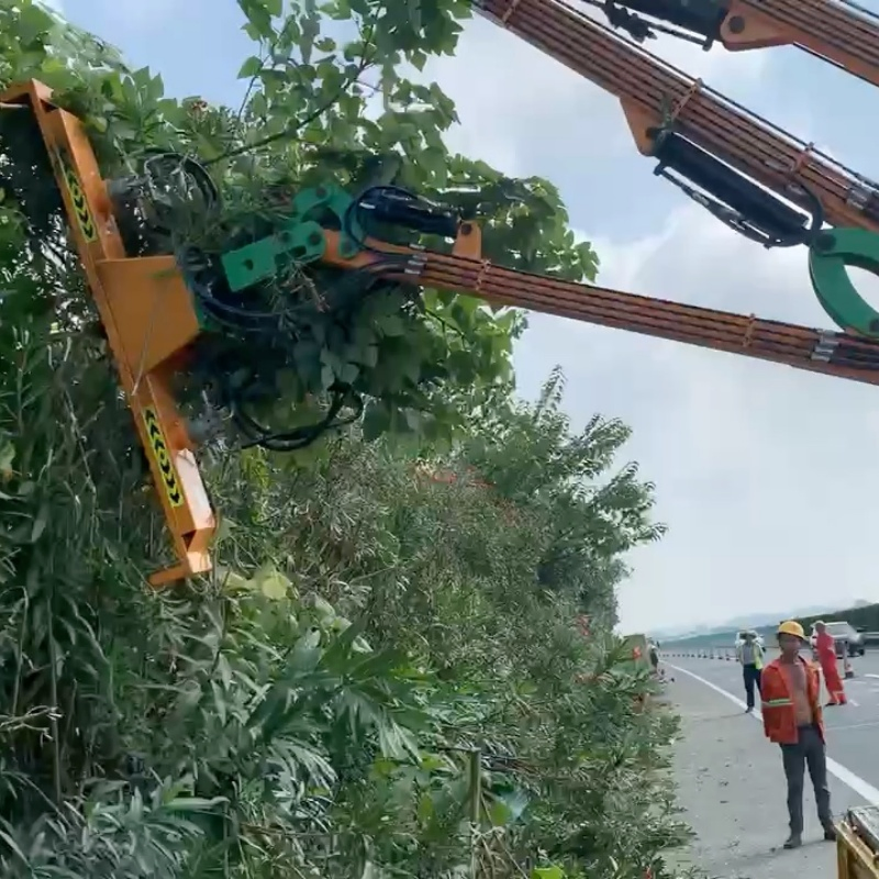 High Speed Large Scale Landscaping Hydraulic Telescopic Hedge Trimmer Powerful Highway Vehicle-Mounted Hedge Cutter