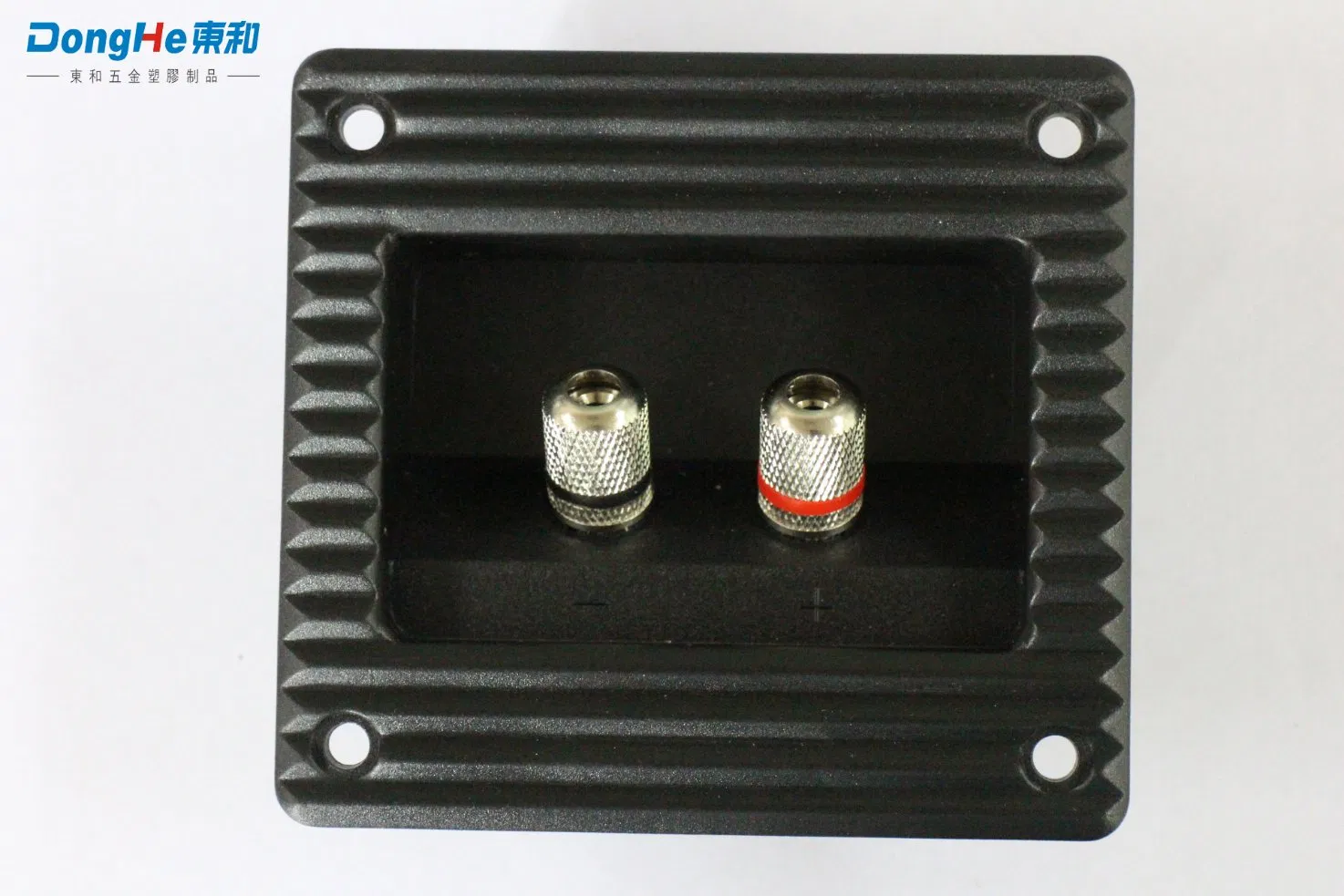 Позолоченные аудио клеммы RoHS квадратные (DJ-030-306)