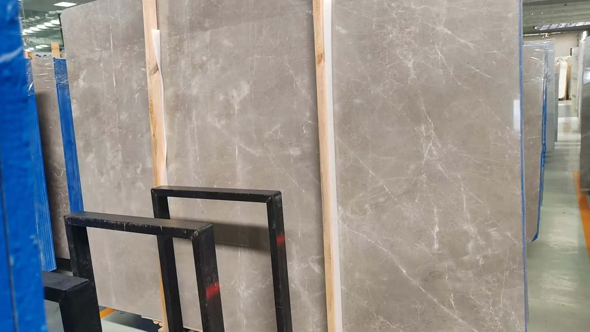Competitive Dora Cloud Grey/Tundra Grey Polished Marble Slabs