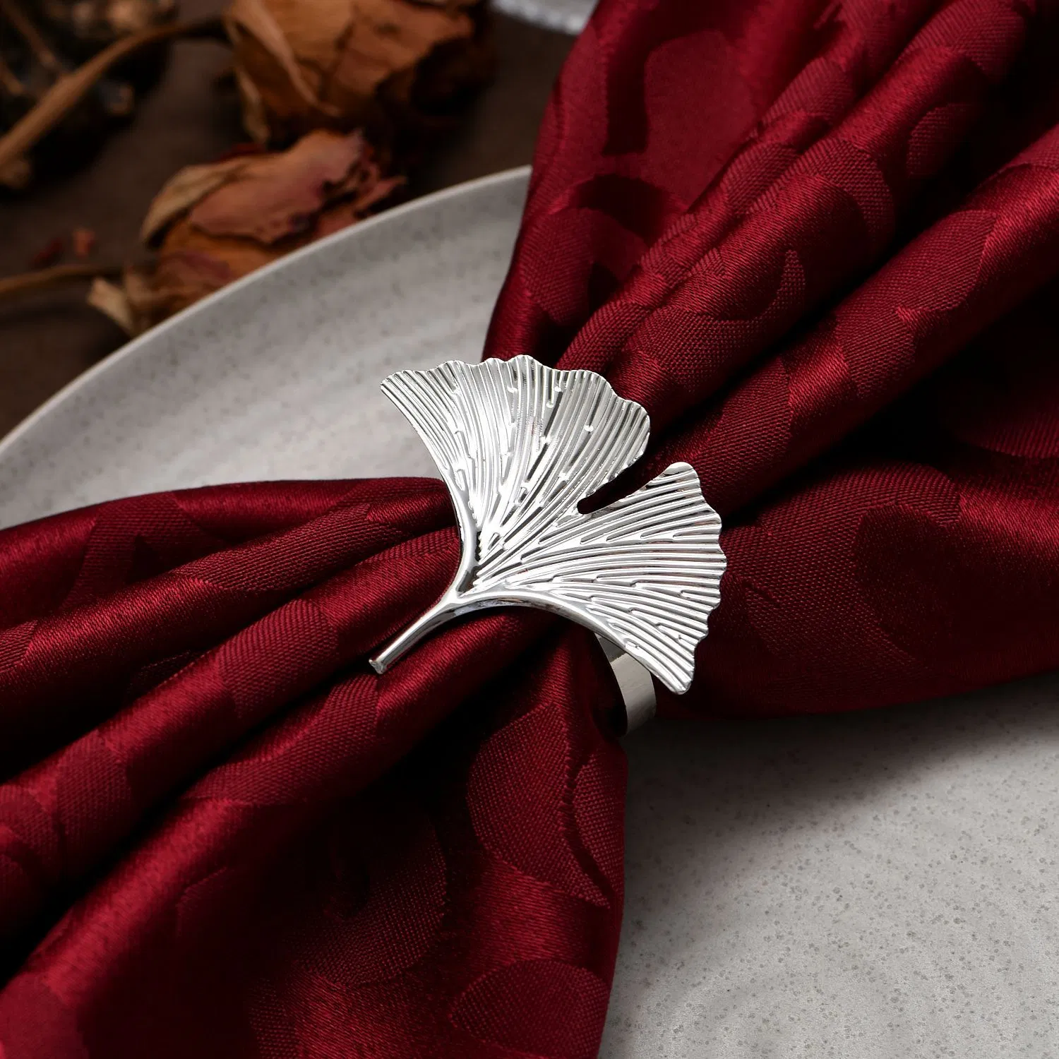 Metal Ginkgo Leaf Napkin Buckle Kitchen Napkin Rings for Wedding Table Decoration