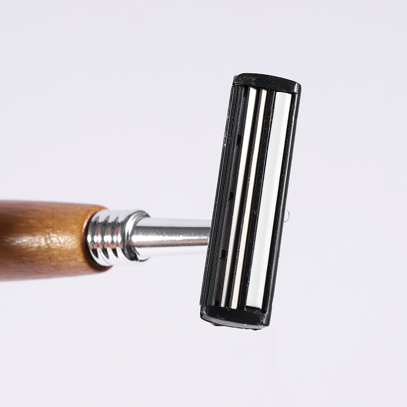 Wholesale Custom Degradable Hotel Disposable Bamboo Handle Wooden Handle Stainless Steel Head Safe Comfortable Manual Shaver