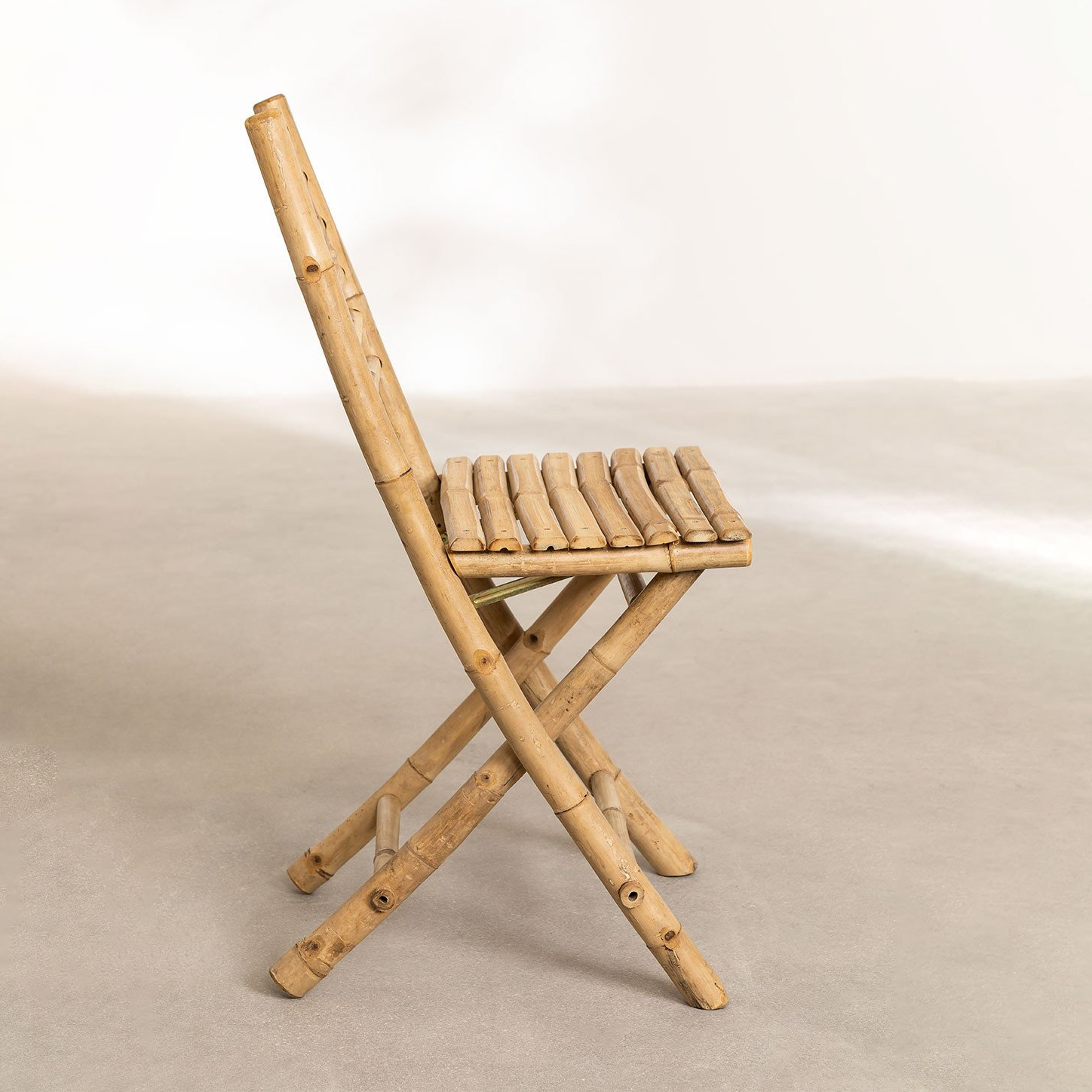 Стол и стулья садовые бамбуковые складные ручная работа