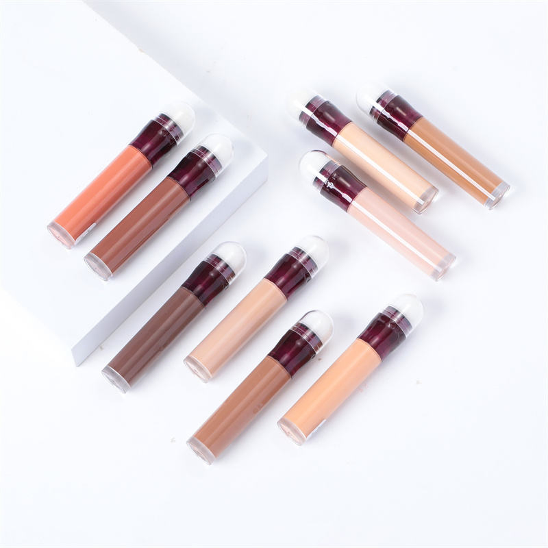 Full Coverage Liquid Concealer for Brightening Dark Circles