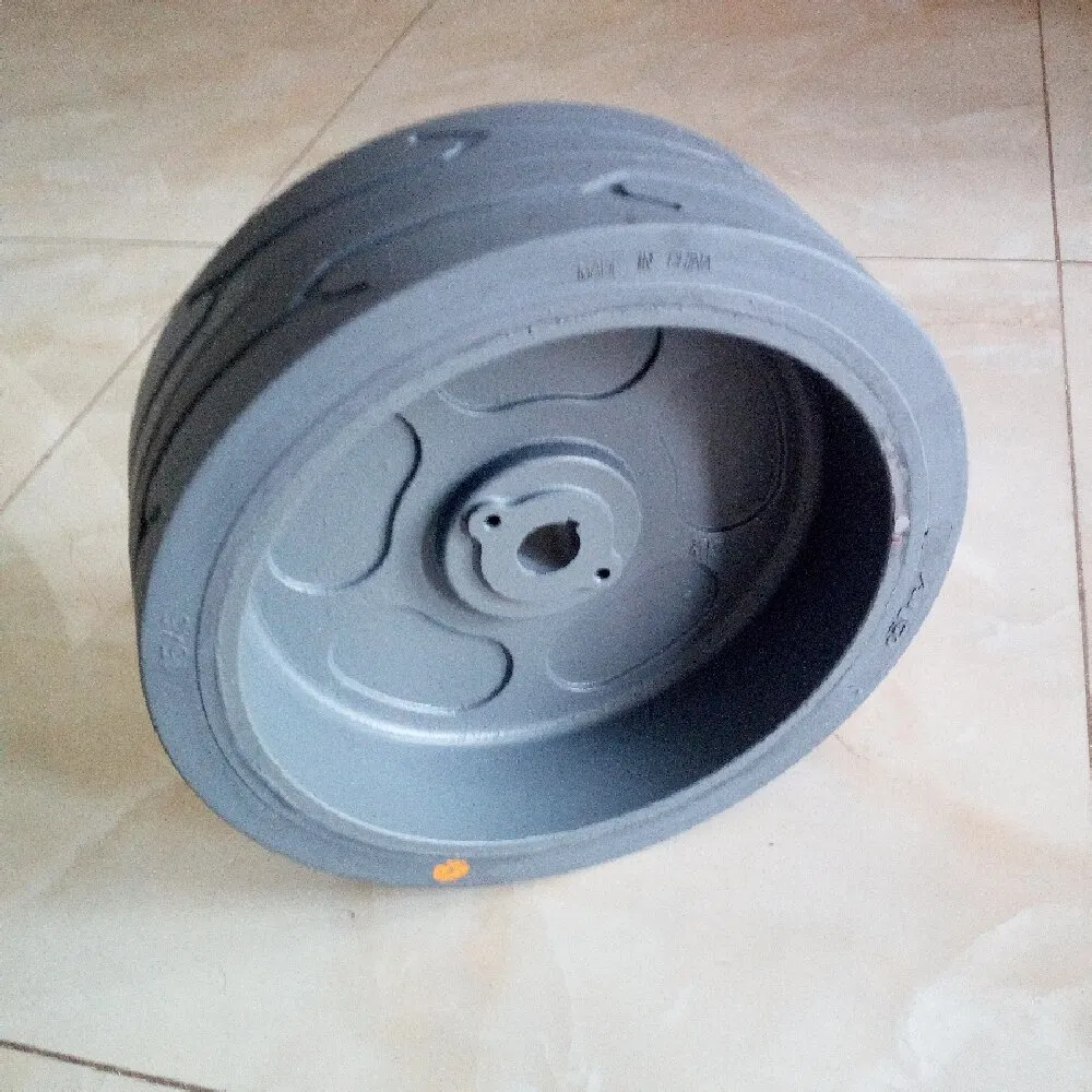 Шины цельнолитые 15x5, 16x5 для подъемников