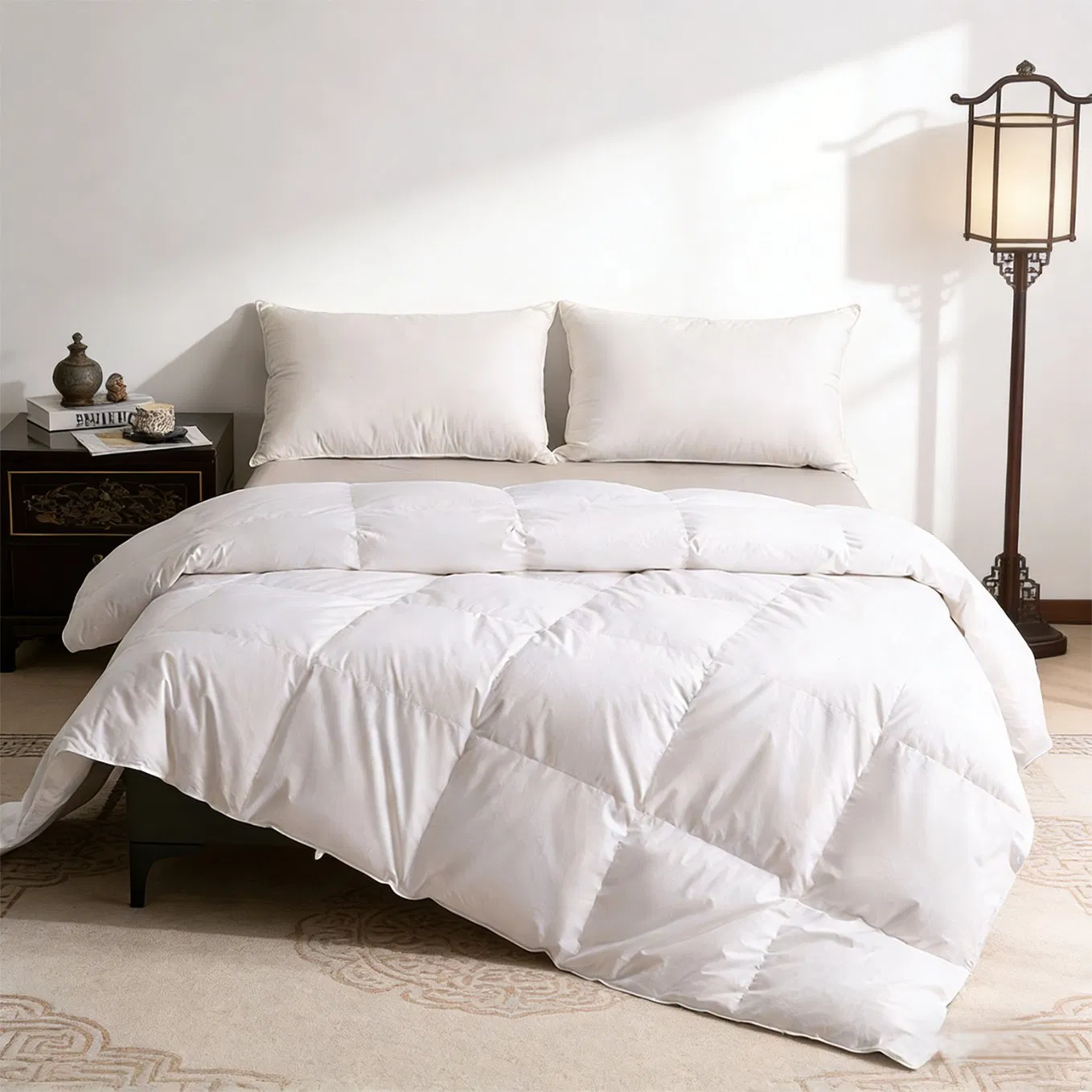 100% Cotton Fabric Feather Down Quilt Insert Lightweight Fluffy Down Bed Quilts