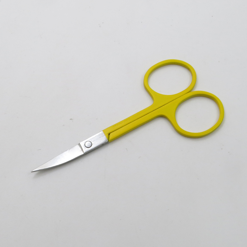 Durable Makeup Tools Curved Sharp Edge Scissors for Eyebrow Eyelash Using