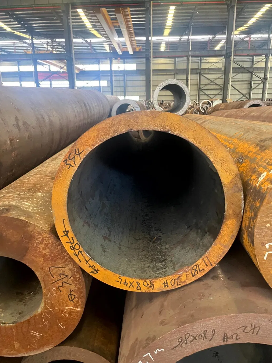 Low Temperature Resistant, Easy - Installation, High- Pressure Resistant and Anti - Impact Stainless Seamless Steel Pipe for Oilfield Transportation