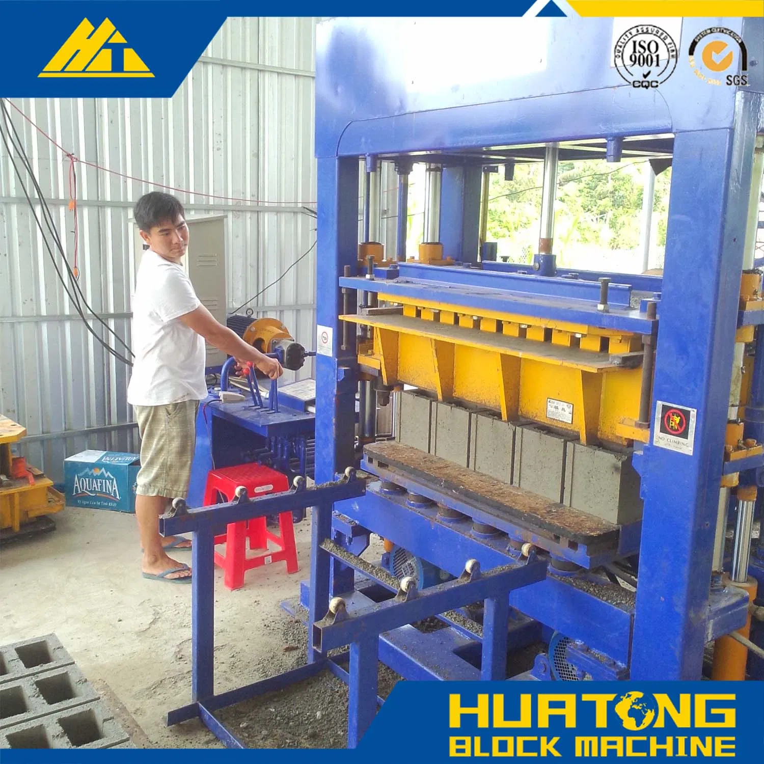 Qt5-15 High Efficiency Semi-Automatic Concrete Block and Paver Making Machine
