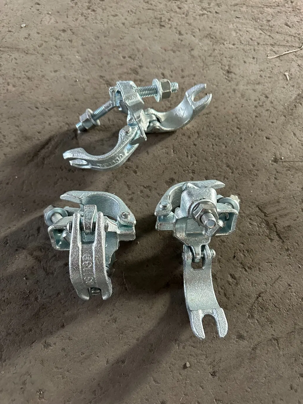 Hot DIP Galvanized Scaffolding Scaffold Swivel Coupler Clamp for Tube and Pipe Connection in Construction