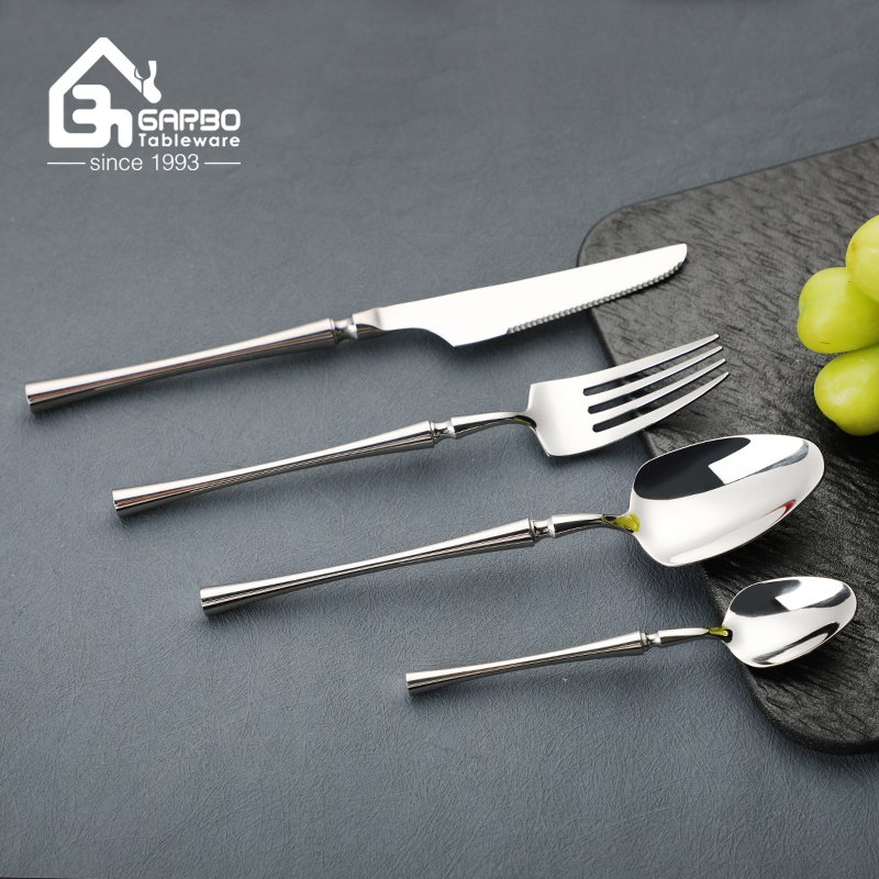 Hot Sale Sliver Dinner Spoon 410ss with Mirror Polish New Arrived Spoon Sets