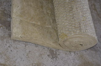 100kg Rock Wool Blanket with Galvanized Wire Mesh for Oil Tank Insulation