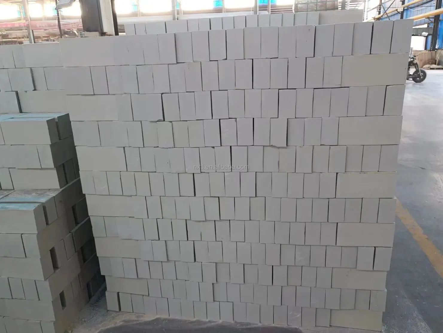 Anti-Acid Brick Acid Proof Resistant Ceramic Tiles Acid Resistance Brick for Sulfuric Acid Factory