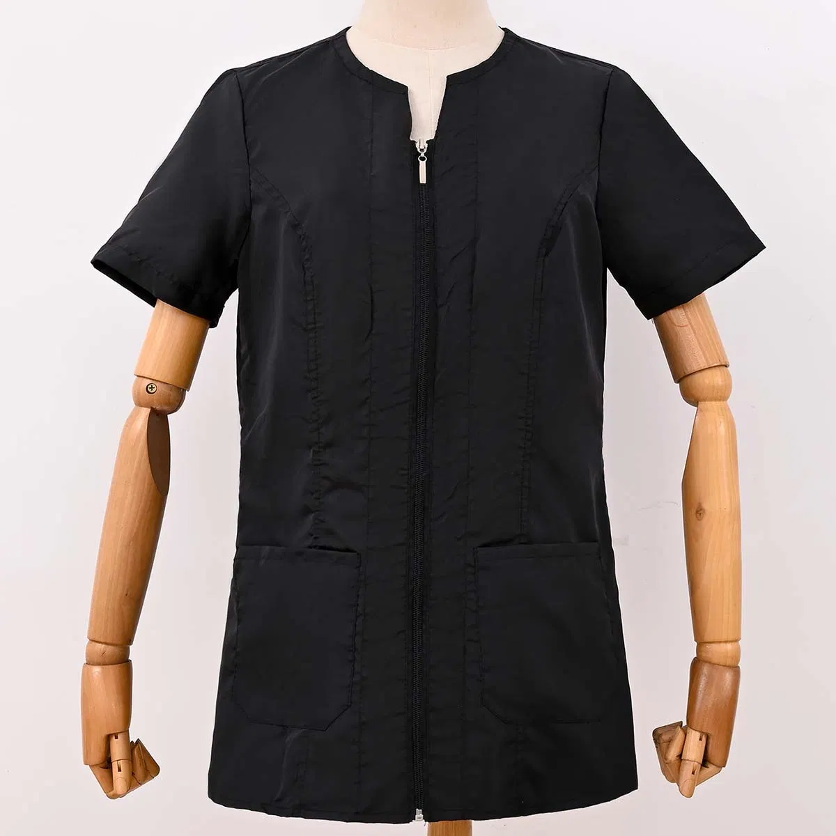 Durable Waterproof Pet Work Aprons for Home Cleaning Tasks