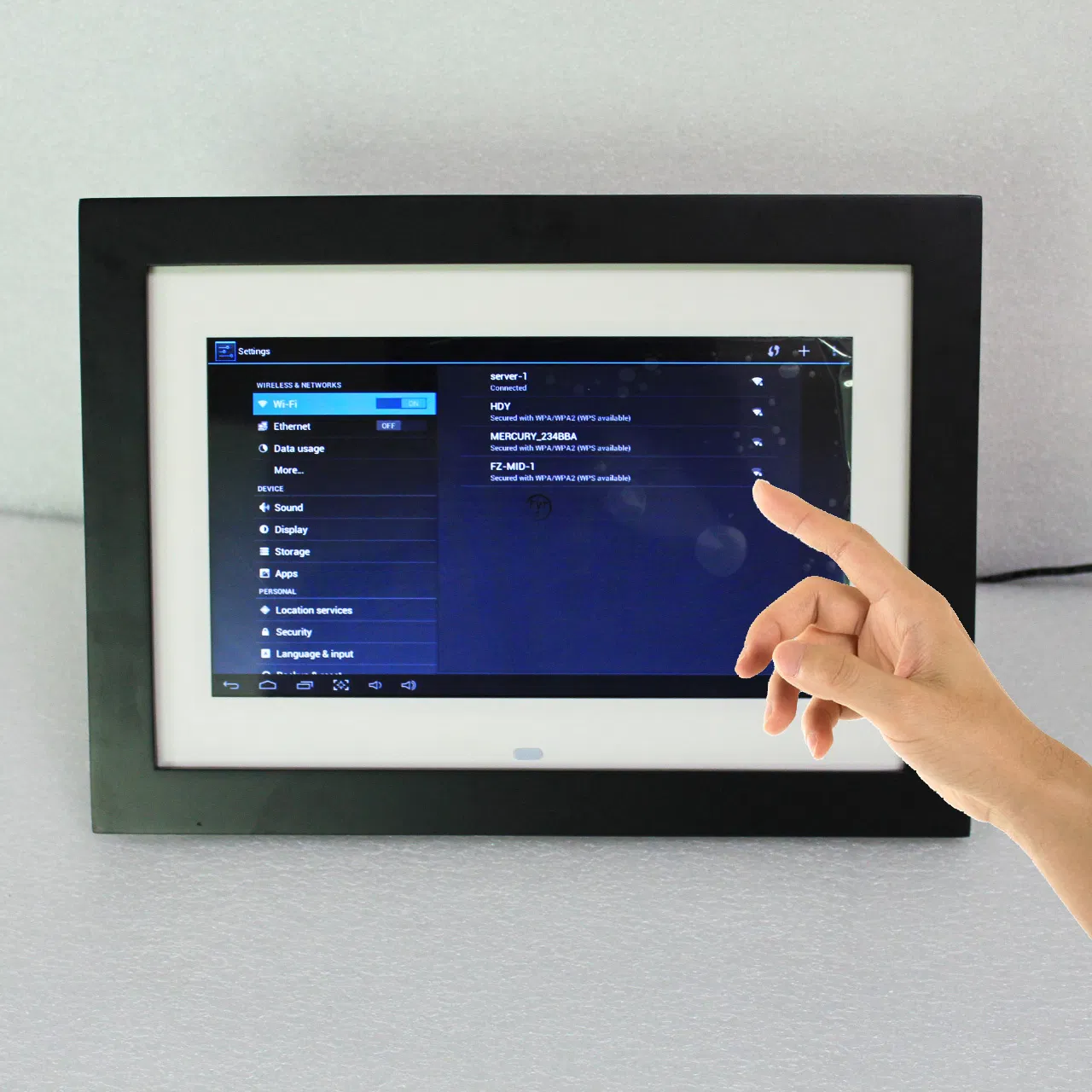 10inch LED Touch Screen Photo Frame with WiFi with Wooden Frame