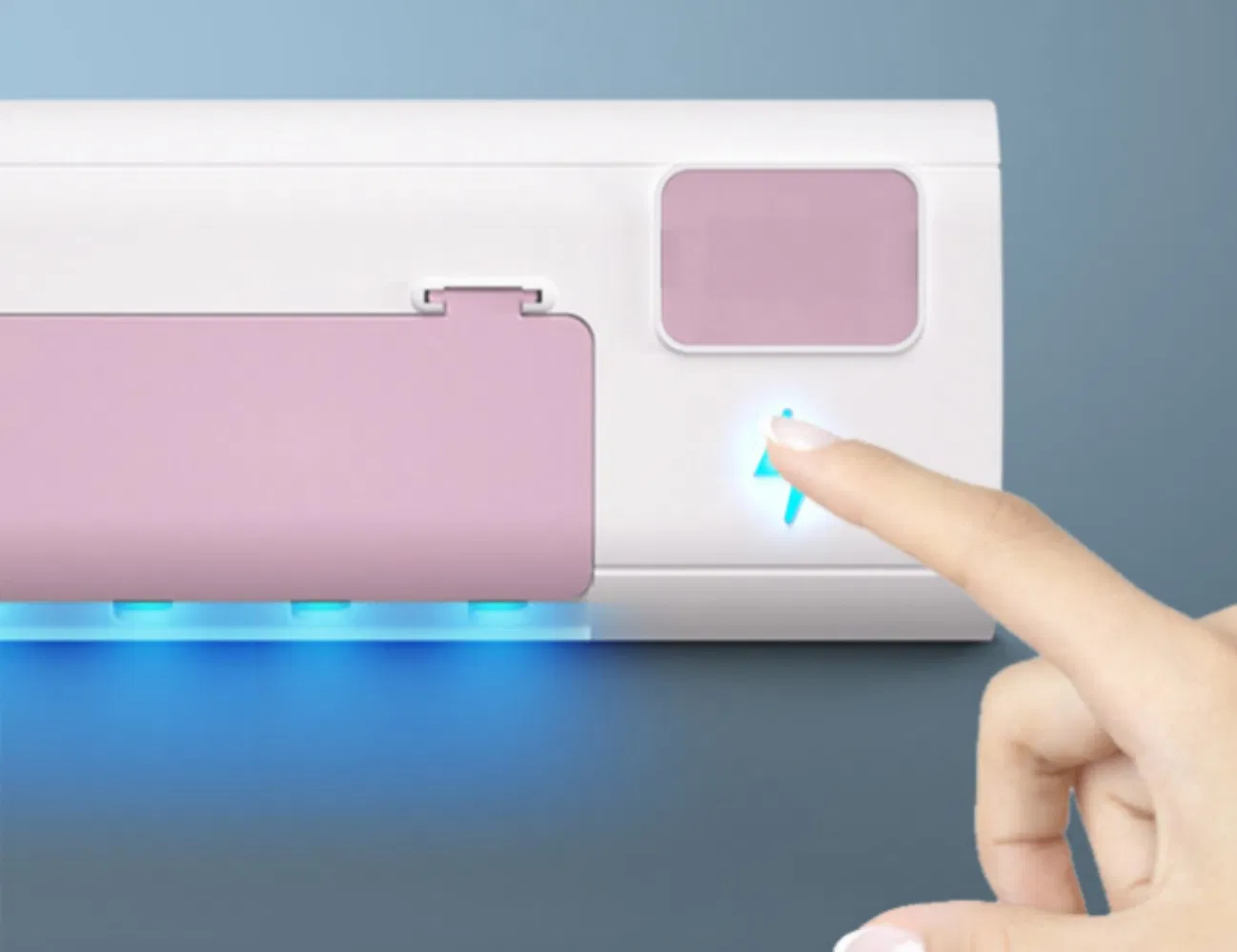 Настенная УФ-сушилка для зубных щеток