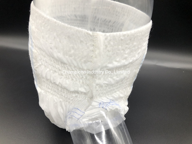 Детские подгузники-трусики Champions с цветной спинкой