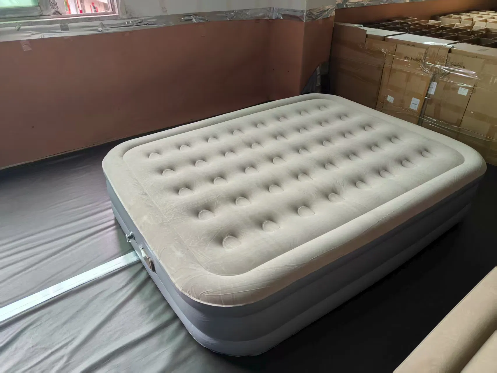 Camping Self Inflating Mattress Inflatable Air Bed with Built-in Rechargeable Pump