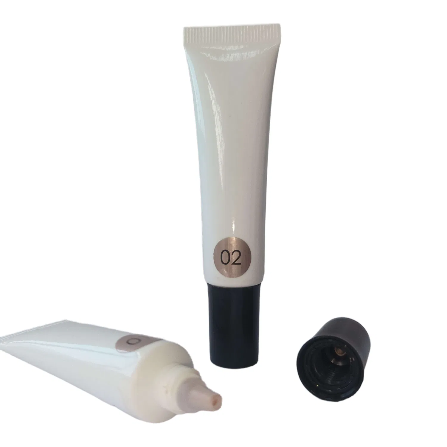 Versatile Concealer for Varied Skin Types and Shades