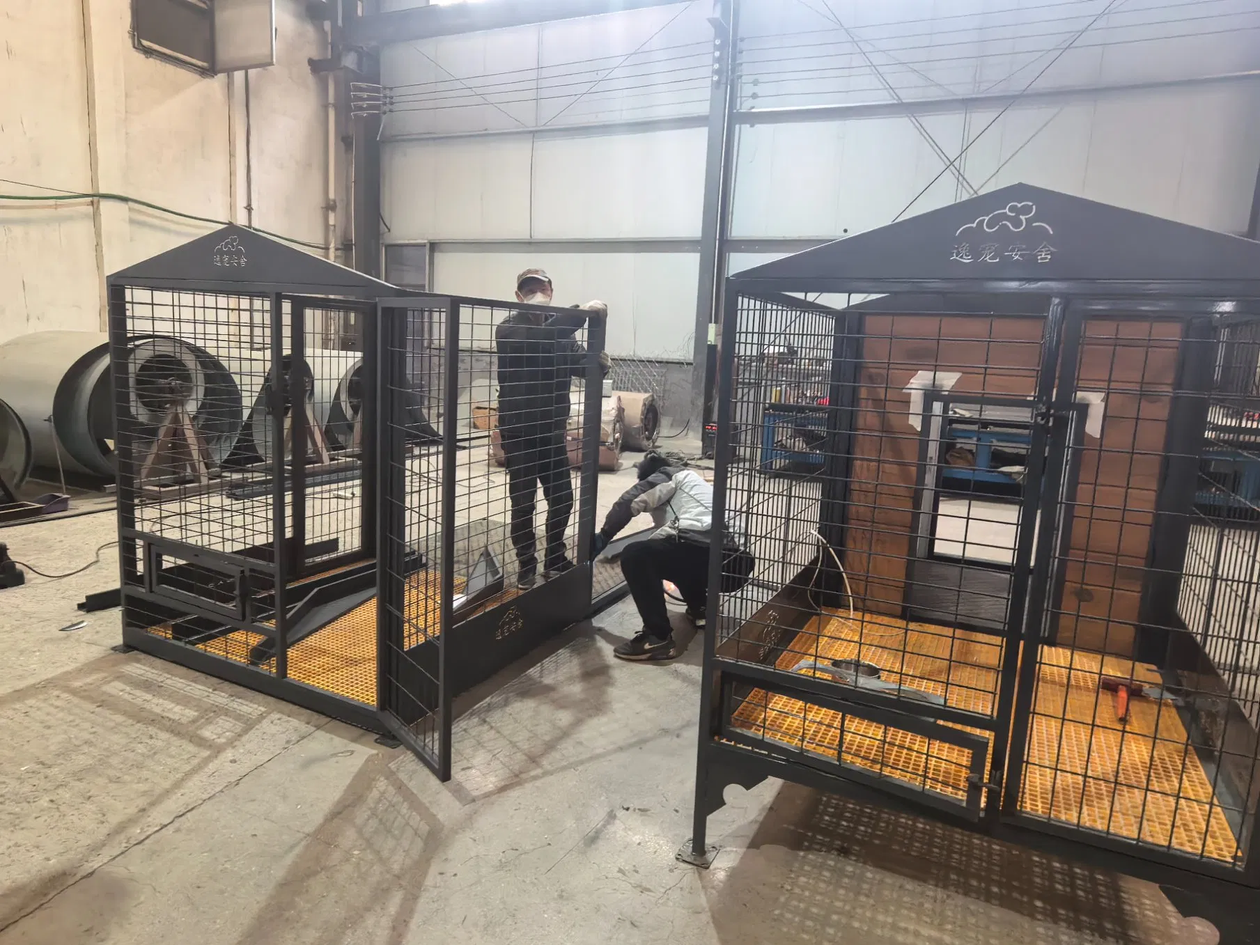 Outdoor Wooden Dog Cage House Four Seasons Rainproof Sun Protection Warm Square Shape Small Breed Animal Classic Style Dog House
