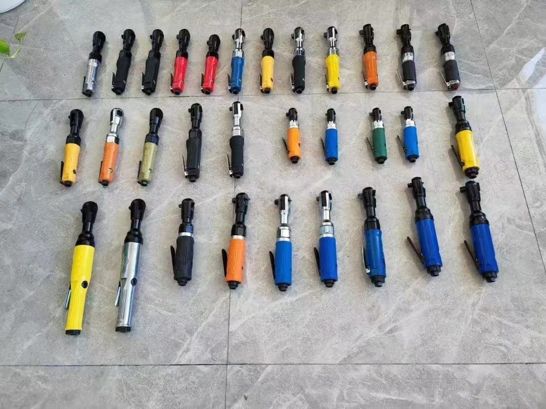 Пневматическая гайковерт-шлифмашина