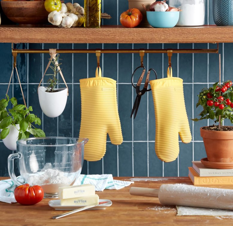 Ribbed Soft Silicone Oven Mitt Gloves 2-Pack Set