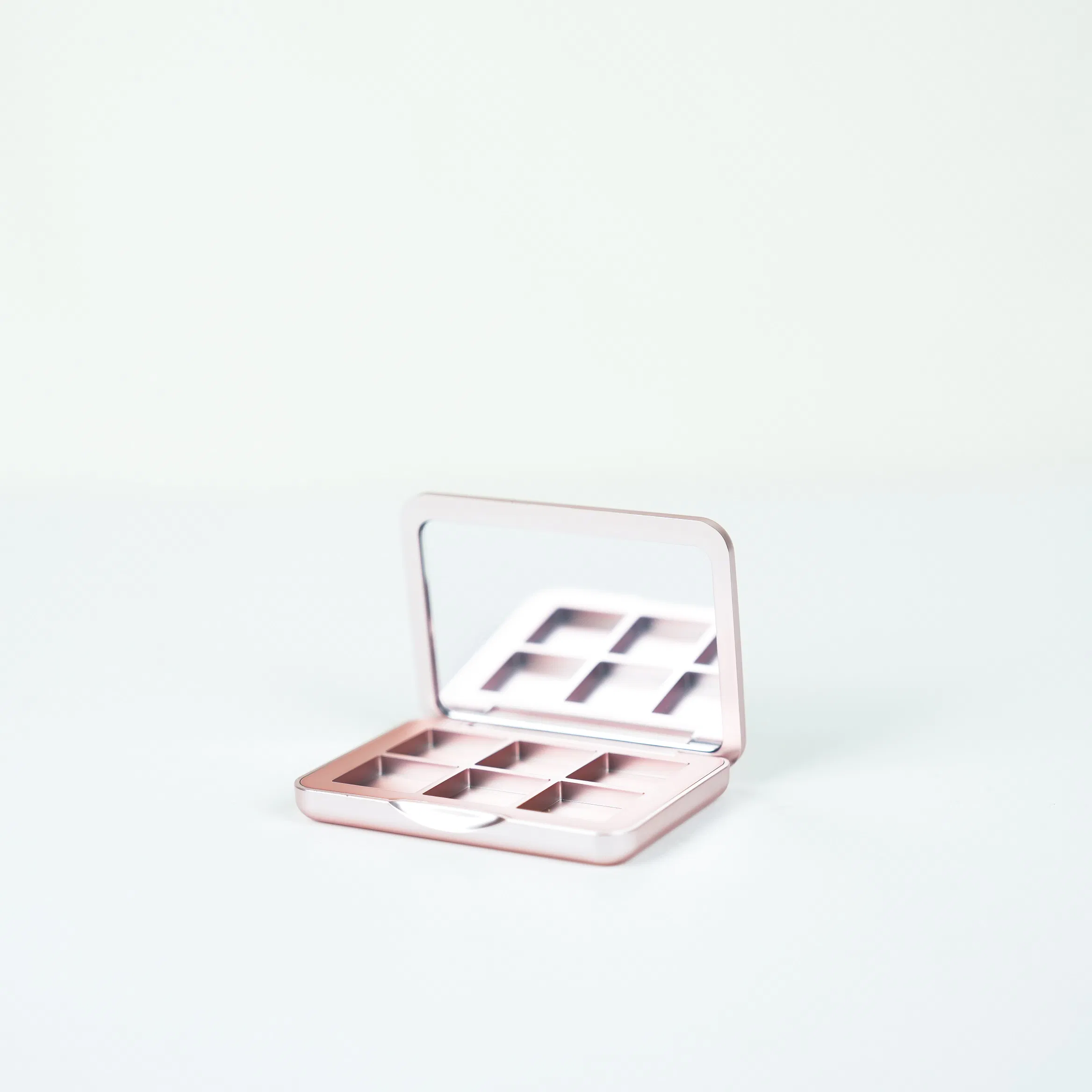 Custom Private Label Pink Eyeshadow Palette Case 6 Wells Plastic Empty Eyeshadow Box with Mirror