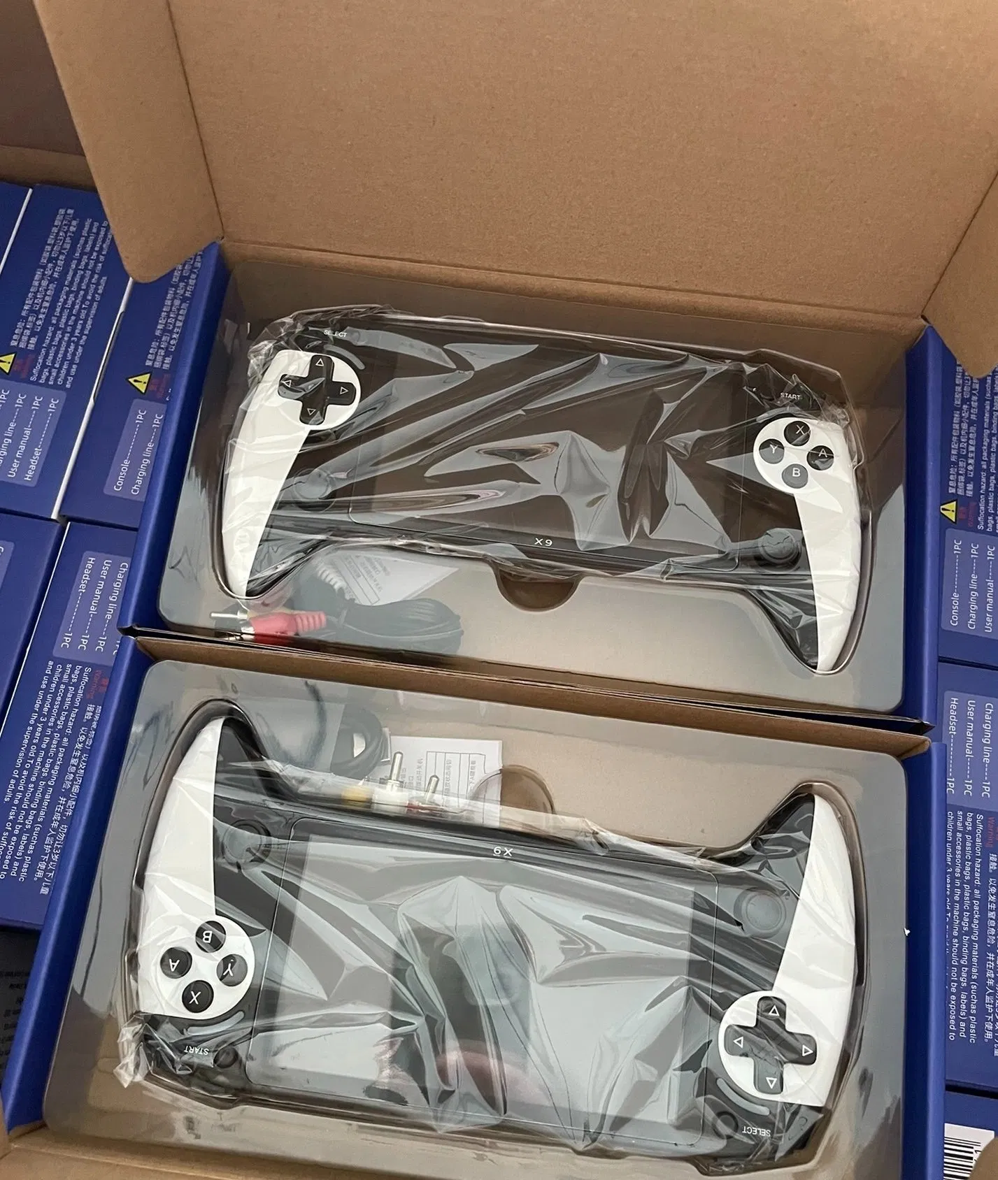 Портативная игровая консоль Retro X9 с двумя джойстиками