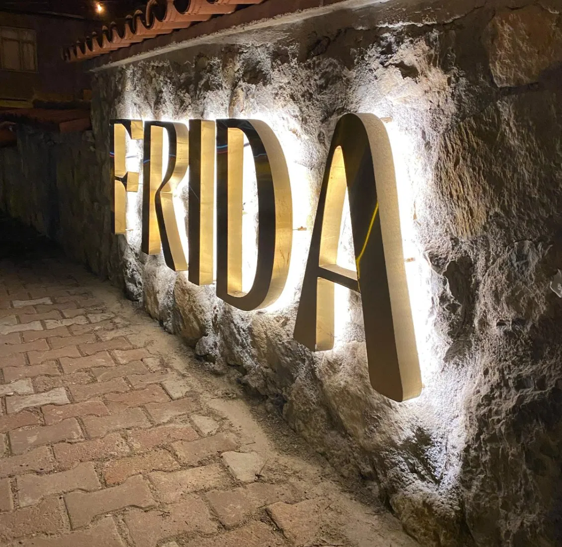 Acrylic Backlit Letters with High Performance and Multi-Color Features