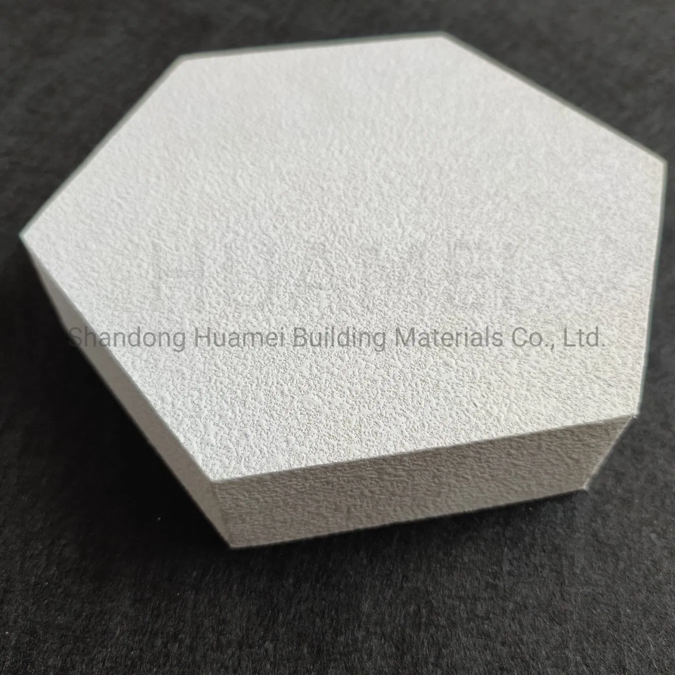 Fireproof Decorative Interior Suspended Metal Ceiling Tiles Fashionable Hexagon Glasswool Ceiling Panel