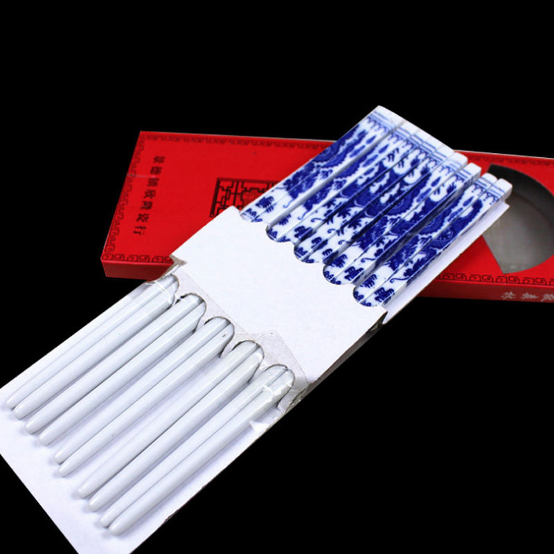 Exquisite Personalized Blue Porcelain Wedding Gift Set for Souvenirs