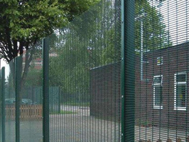 Hot Selling High Strength Stainless Steel Galvanized Fence 358 Fence High Security Airport Protection Fence