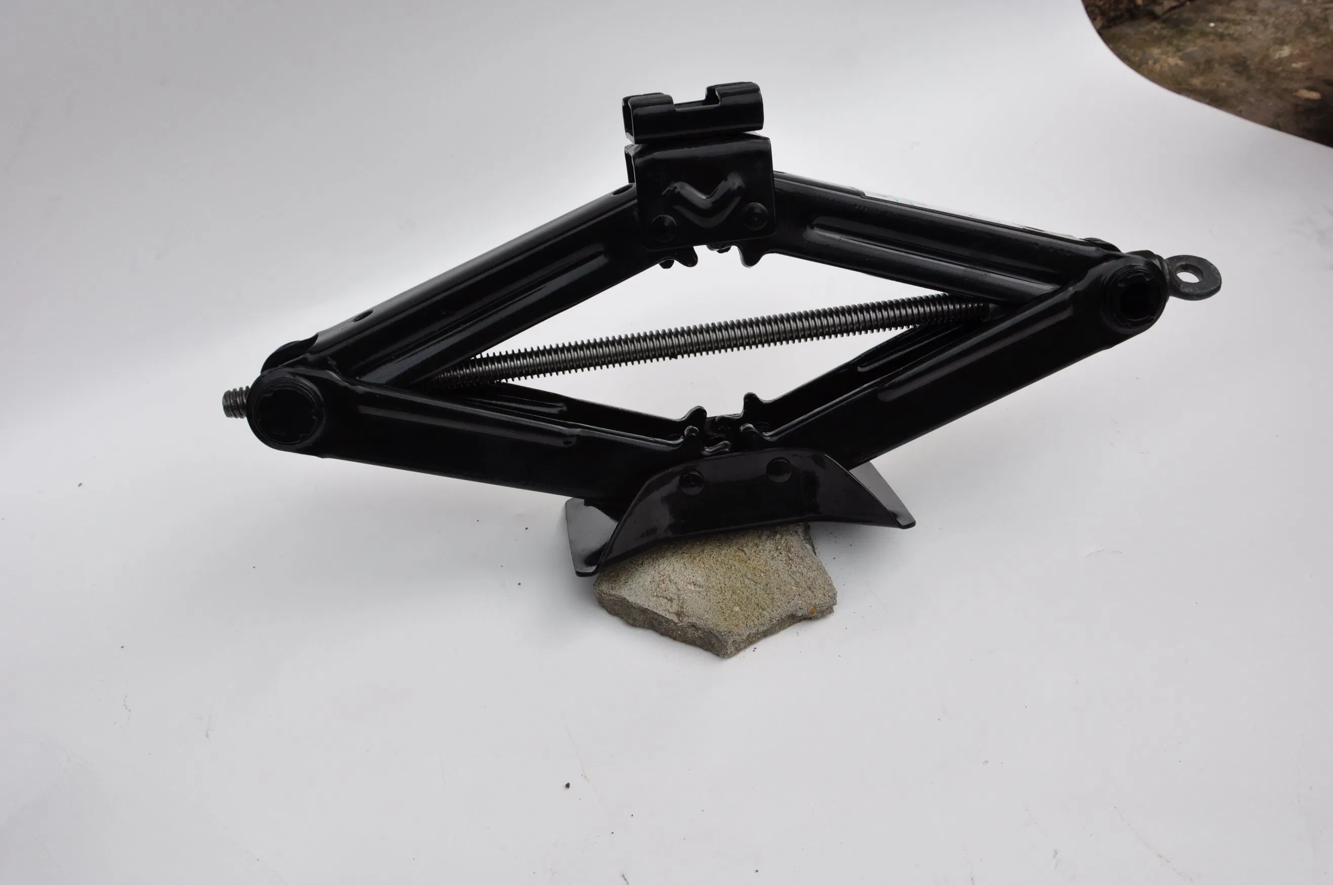 High Quality 1.5tons Scissor Jack Lifting Car Jack