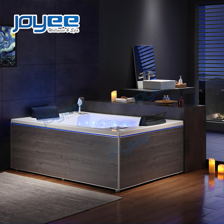 Угловая гидромассажная ванна с водопадом и подсветкой