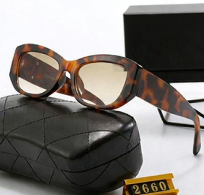 Best Selling Wholesale Acetate Glasses Frame Eyewear with Mixed Temple Featuring Animal-Style Computer Pattern