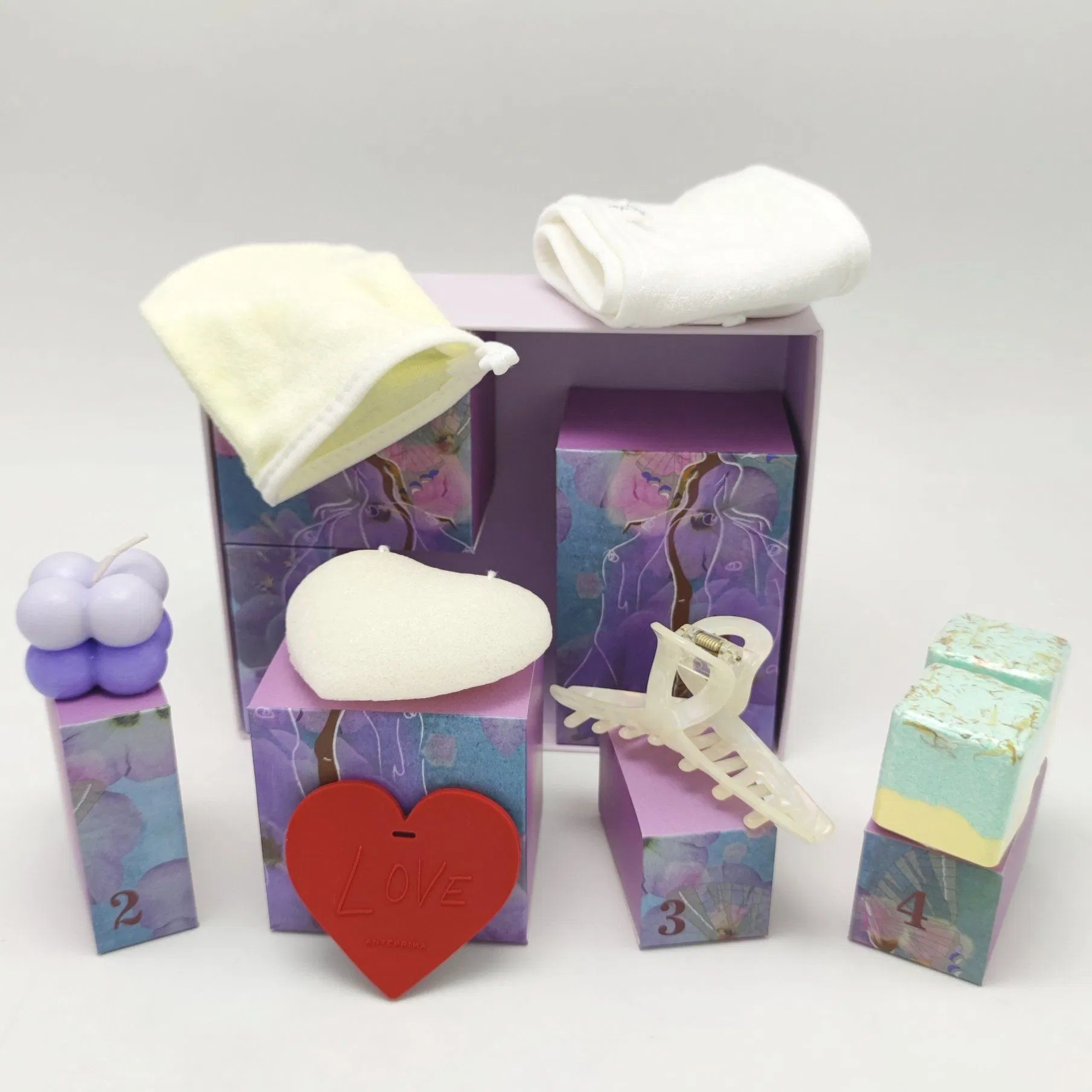 7 Days Surprise Women's Self-Care Face Clean Bath Hair Claw Gift Set