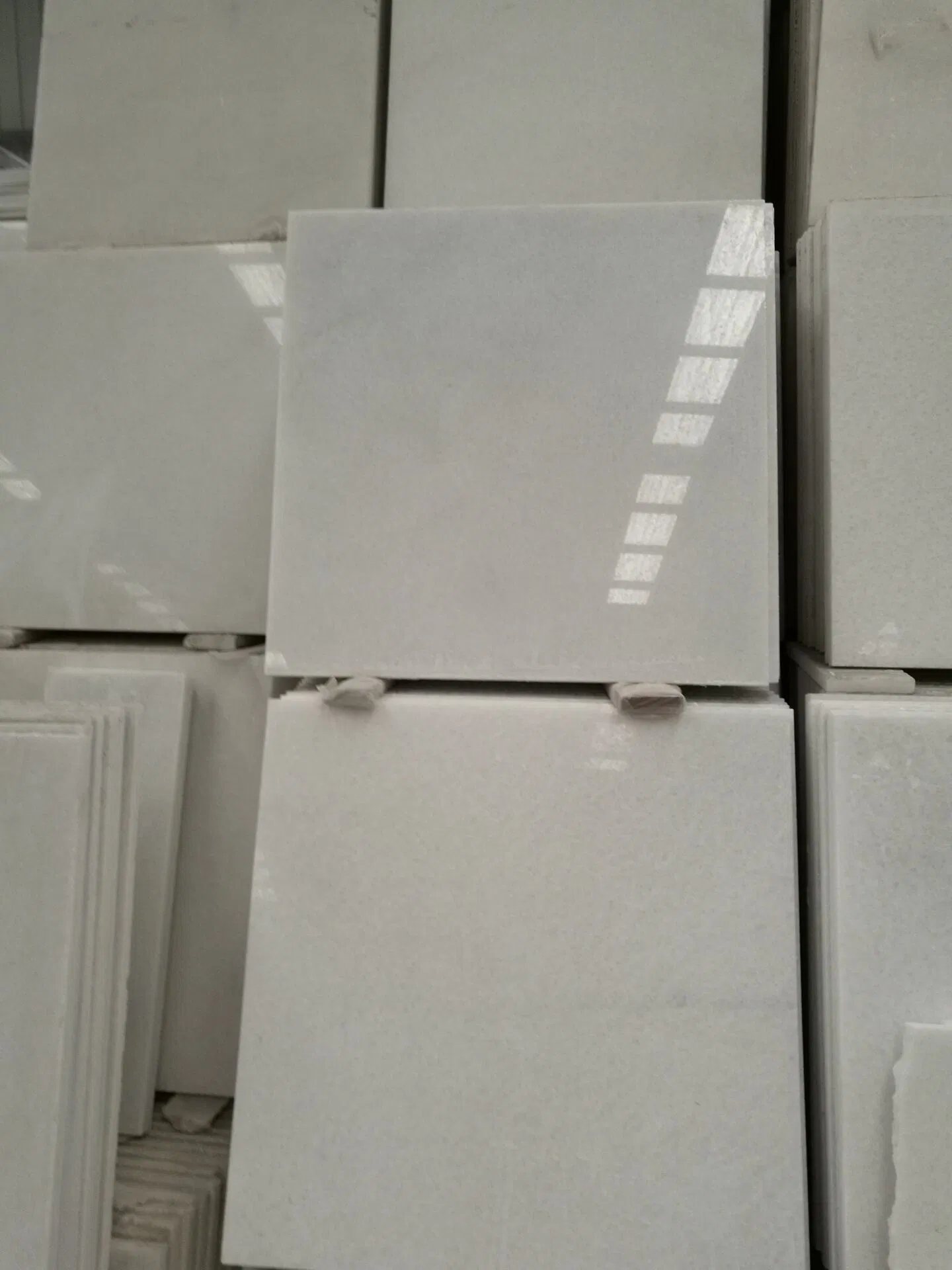 Popular Natural Crystal White/Thassos White Marble Slab and Tile for Hotel Wall Floor Decorate